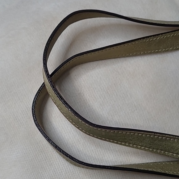 AUTHENTIC GUCCI mini tote! ๐
Great used condition. - Picture 9 of 15